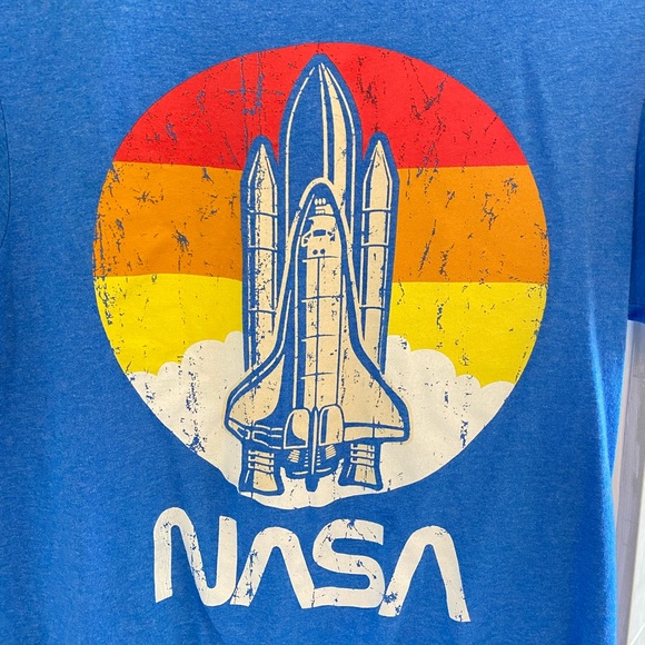 NASA top - Picture 4 of 4